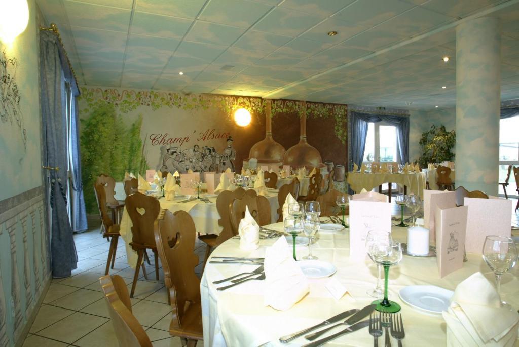 Hotel Restaurant Champ Alsace 헤게나우 외부 사진
